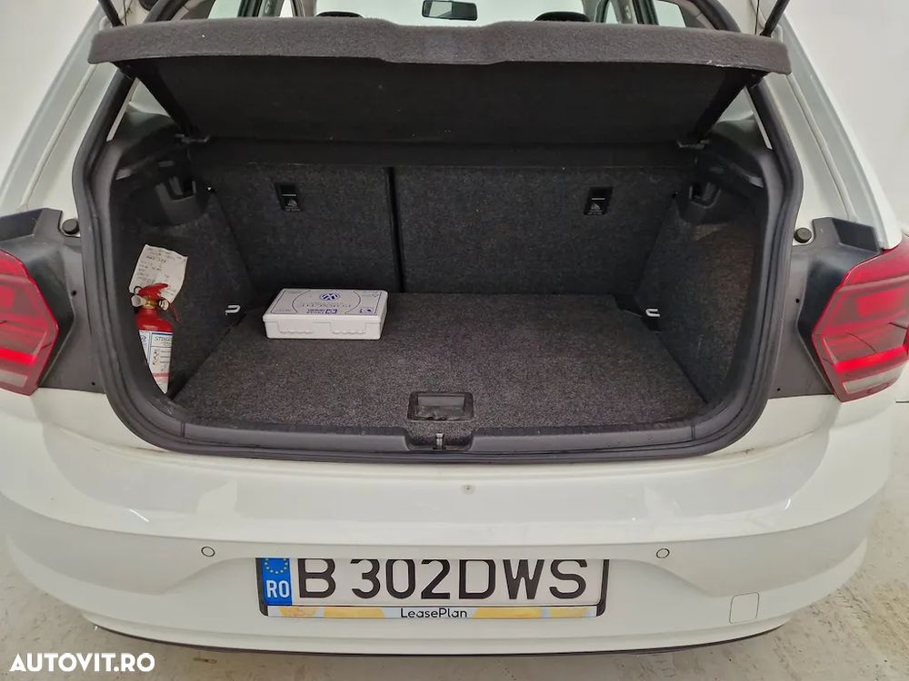 Volkswagen Polo - 11