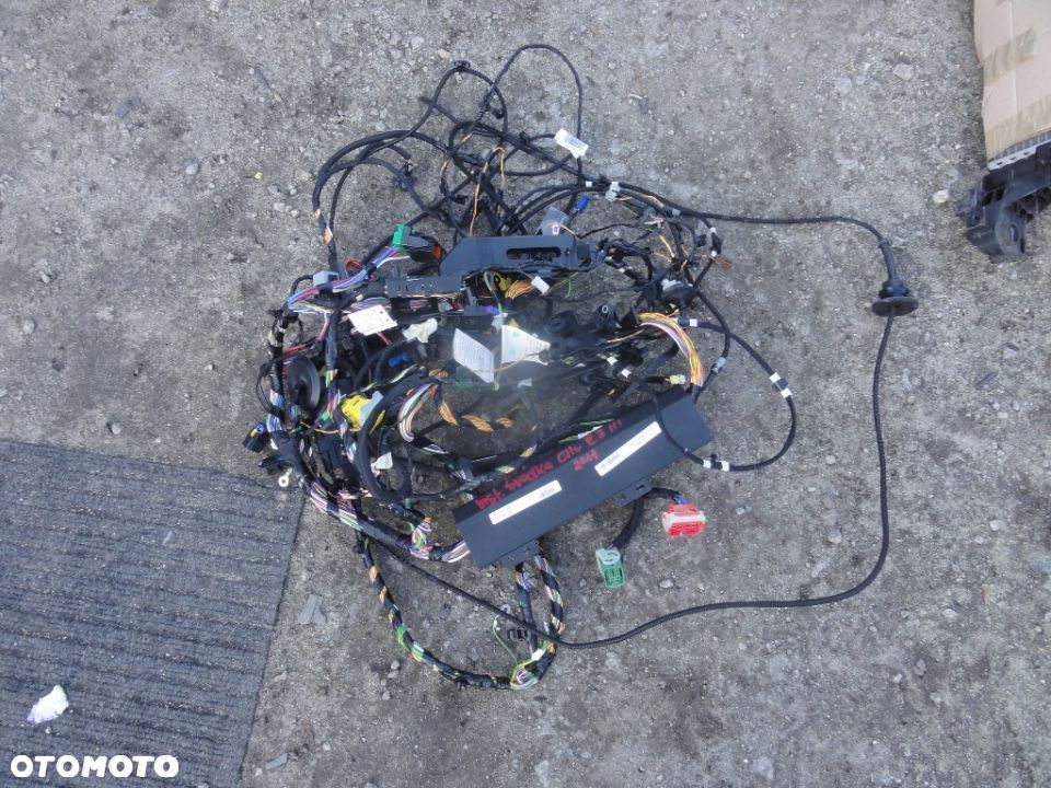 WIĄZKA INSTALACJA WNĘTRZA ŚRODKA CITROEN C3 III 2017 - 1