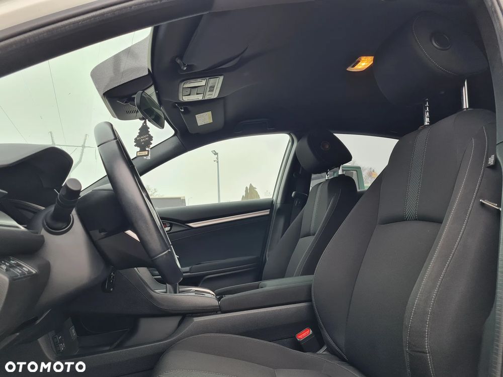 Honda Civic 1.0 T Comfort Sport Line - 26