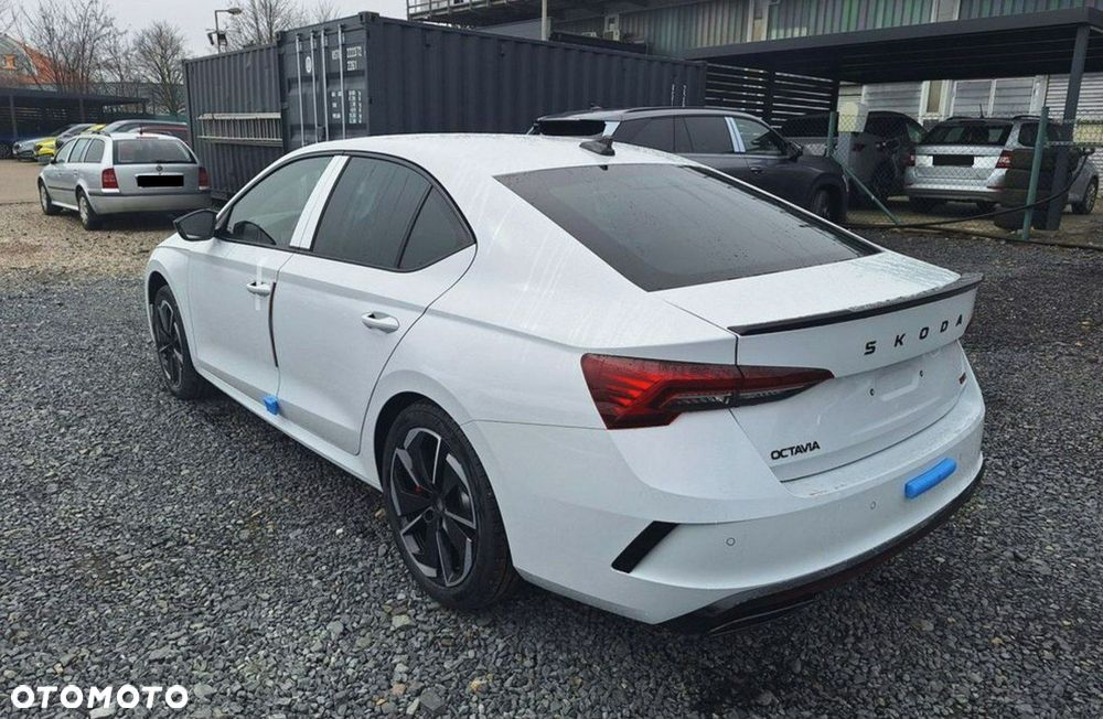 Skoda Octavia - 8