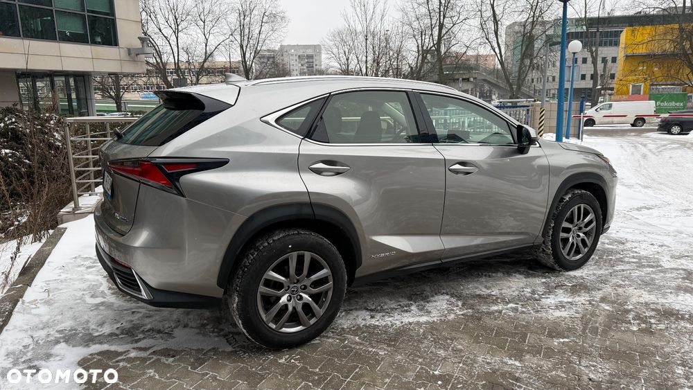 Lexus NX - 3