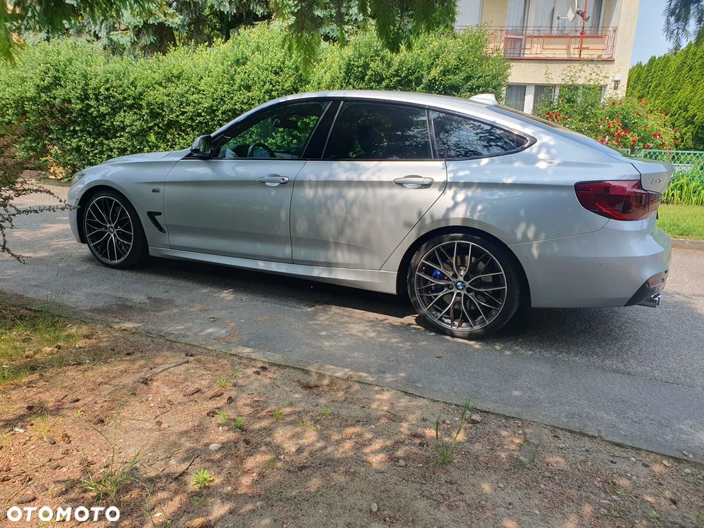 BMW 3GT 325d M Sport - 11