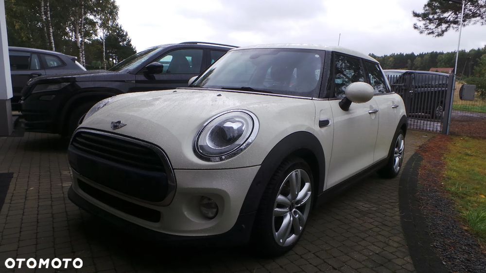 MINI Cooper - 1