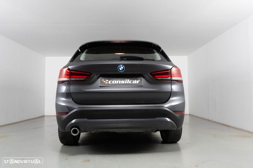 BMW X1 25 e xDrive Corporate Edition - 5