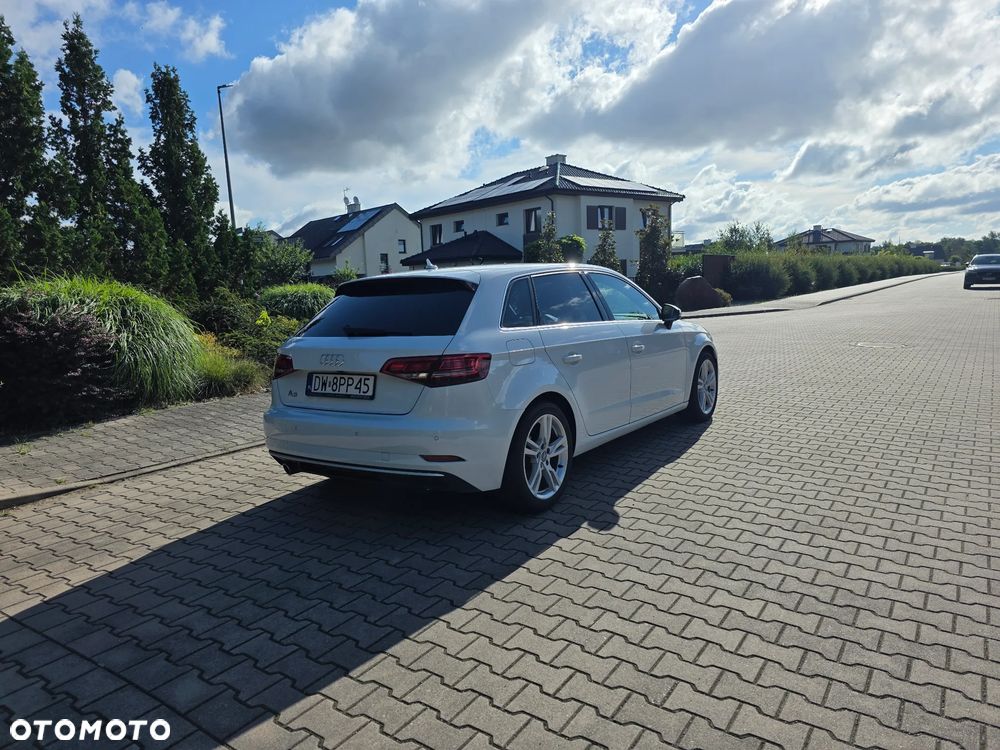 Audi A3 Sportback - 5