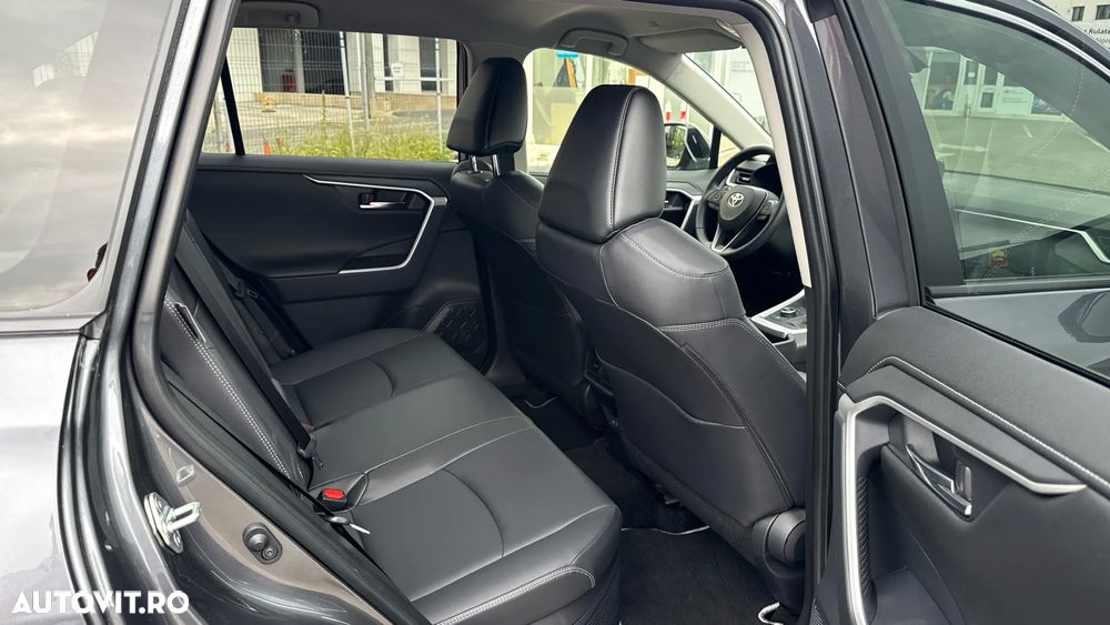 Toyota RAV4 2.5 VVT-iE 4x4 Dynamic - 37