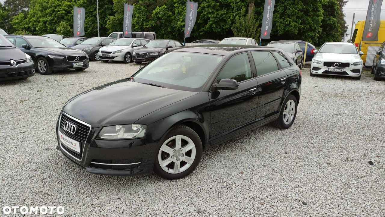 Audi A3 1.6 TDI DPF Attraction - 23