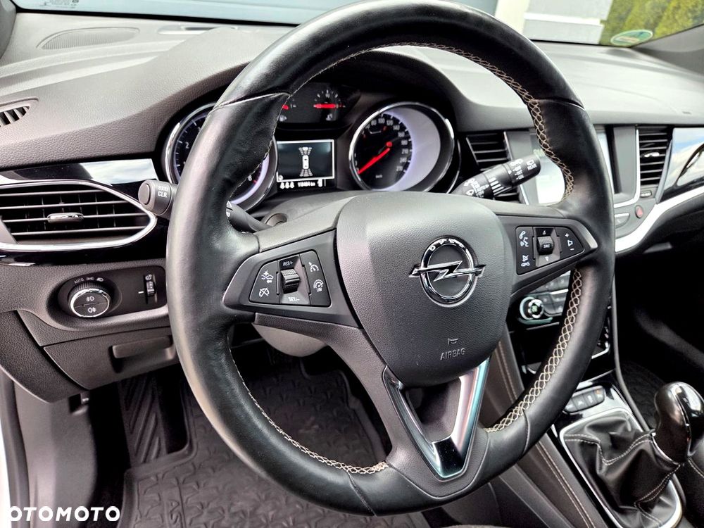 Opel Astra - 24