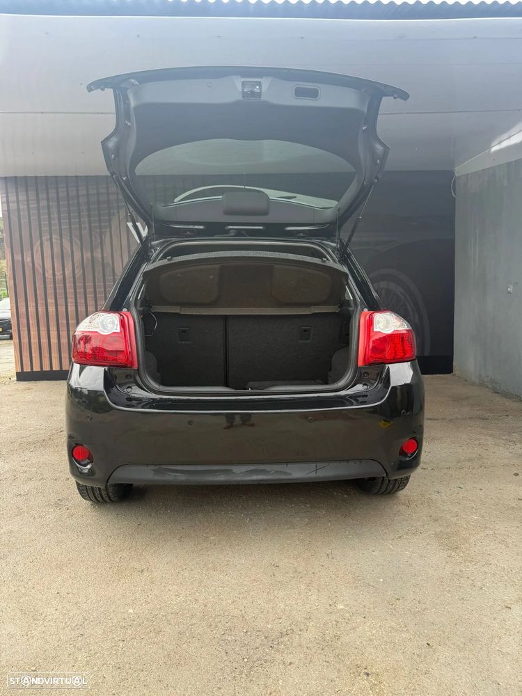 Toyota Auris 1.4 D-4D AC - 8