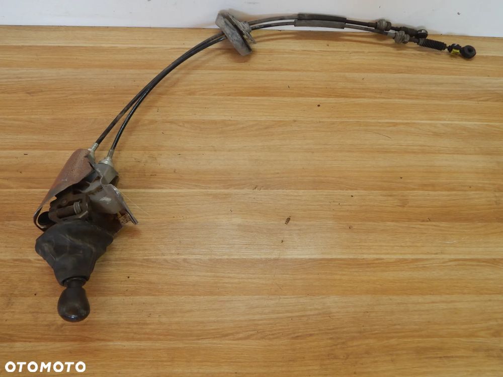 Lewarek wybierak linki zmiany biegów Trafic II vivaro primastar 01-14 Łuków części