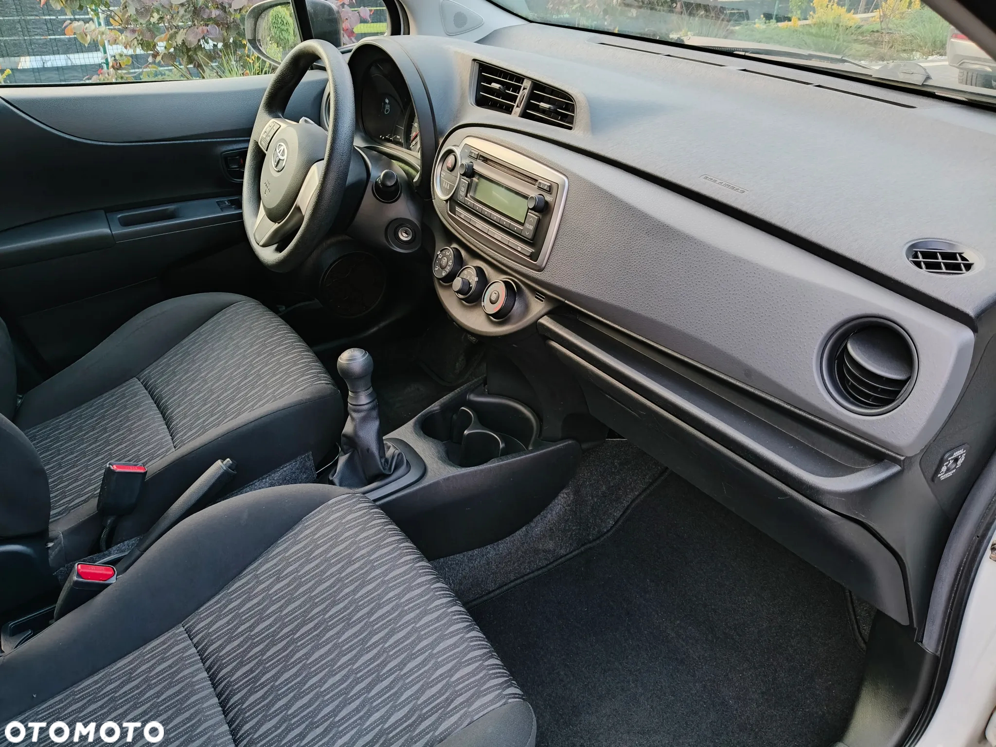 Toyota Yaris 1.0 VVT-i Cool - 11