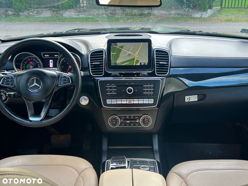 Mercedes-Benz GLS 350 d 4-Matic - 38