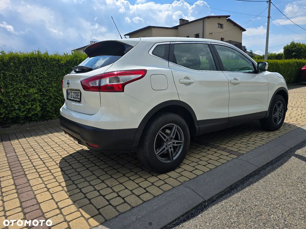 Nissan Qashqai 1.2 DIG-T N-Vision - 5