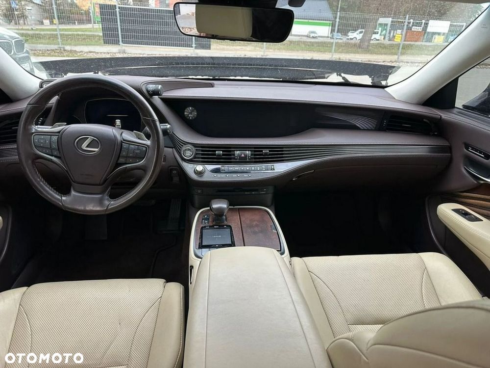 Lexus LS - 12