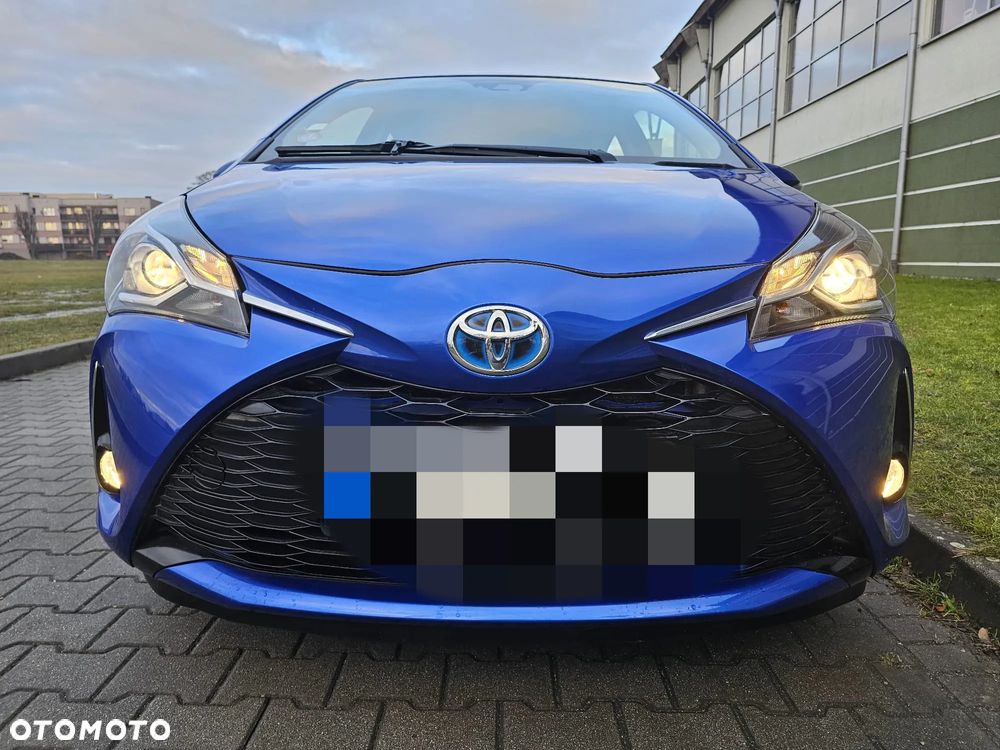 Toyota Yaris Hybrid 100 Premium EU6 - 2