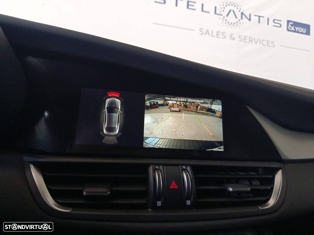 Alfa Romeo Giulia 2.2 D Sprint Q4 AT8 - 24