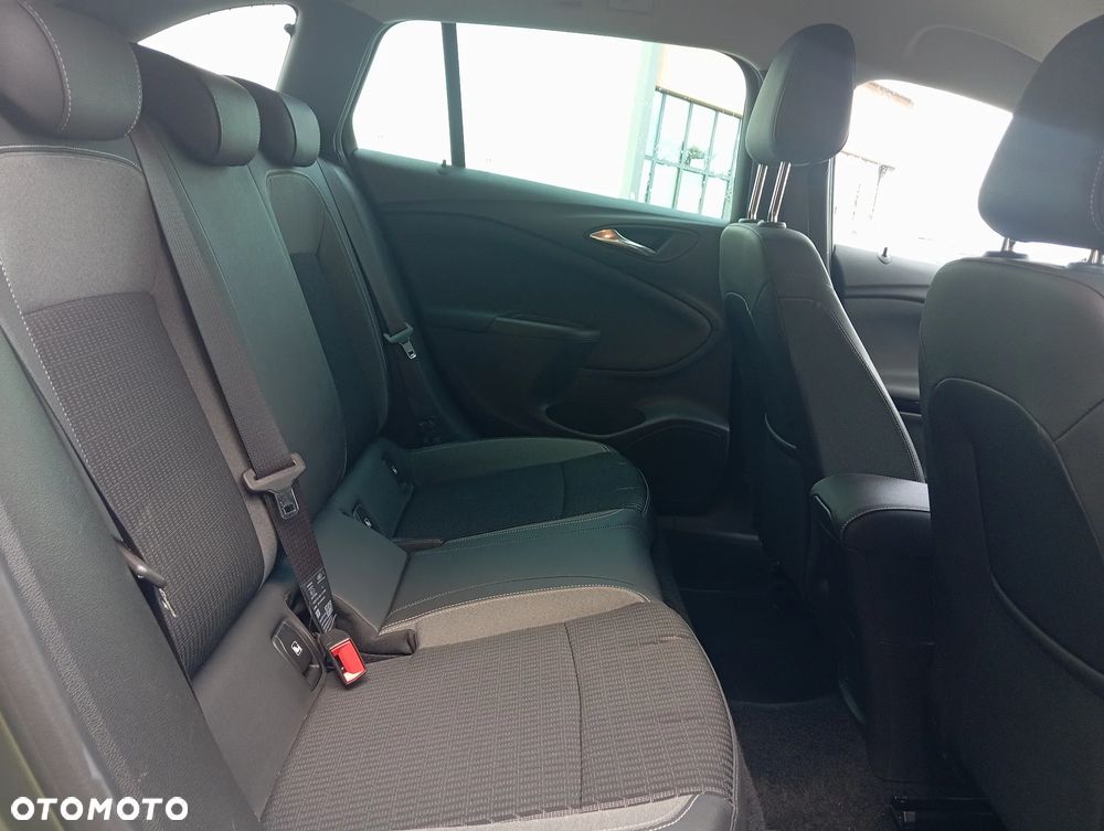 Opel Astra 1.2 Turbo Start/Stop Business Elegance - 13