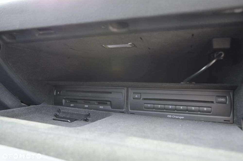 Audi A6 Avant 3.0 TDI DPF quattro tiptronic - 34
