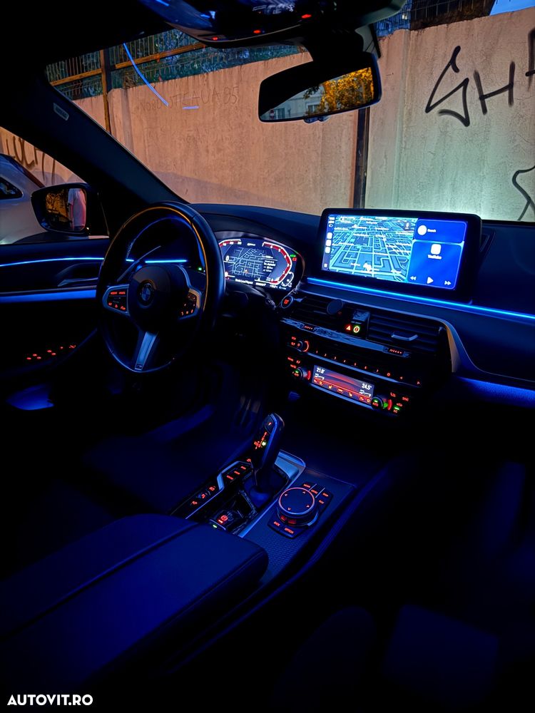 BMW Seria 5 530e Aut. M Sport Edition - 27