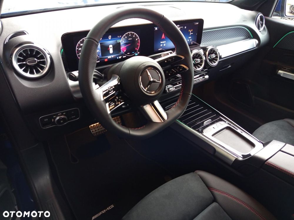 Mercedes-Benz GLB - 7