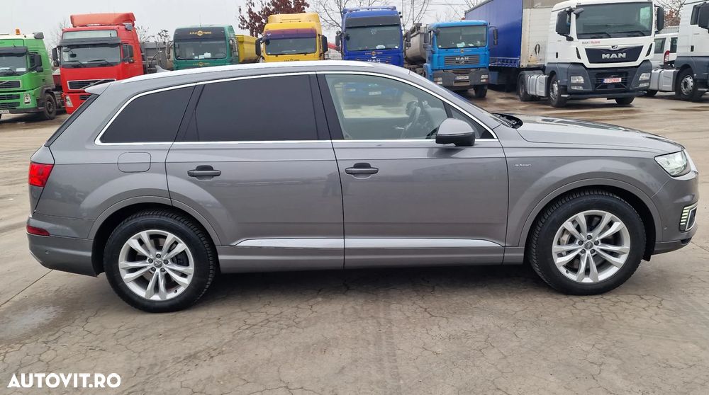 Audi Q7 - 6