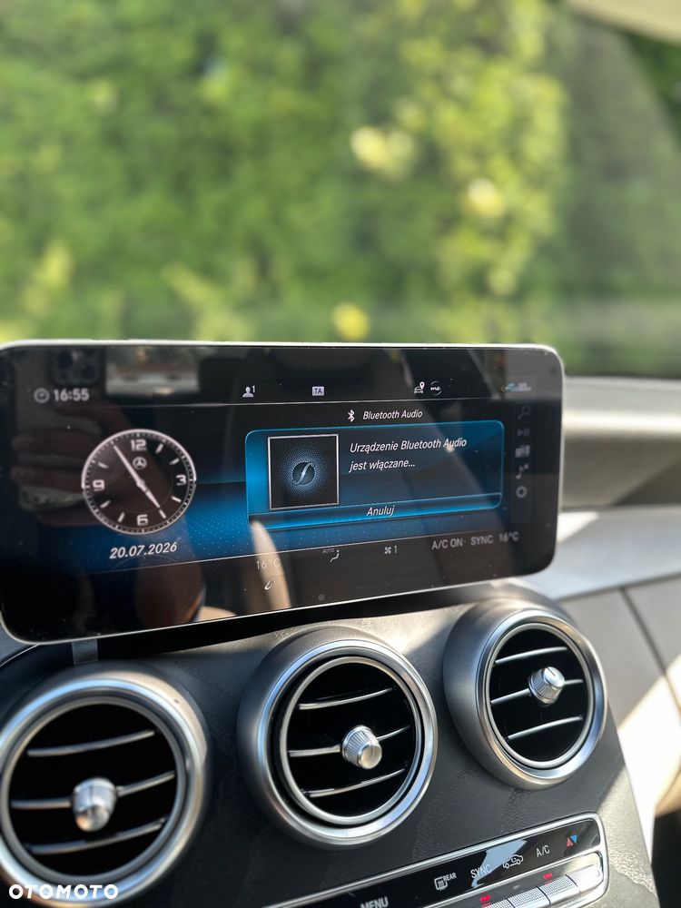 Mercedes-Benz Klasa C 300 4MATIC 9G-TRONIC - 21
