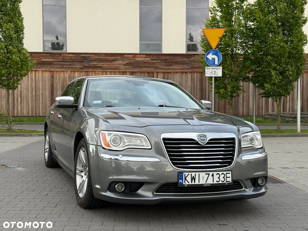 Lancia Thema 3.0CRD Executive - 1