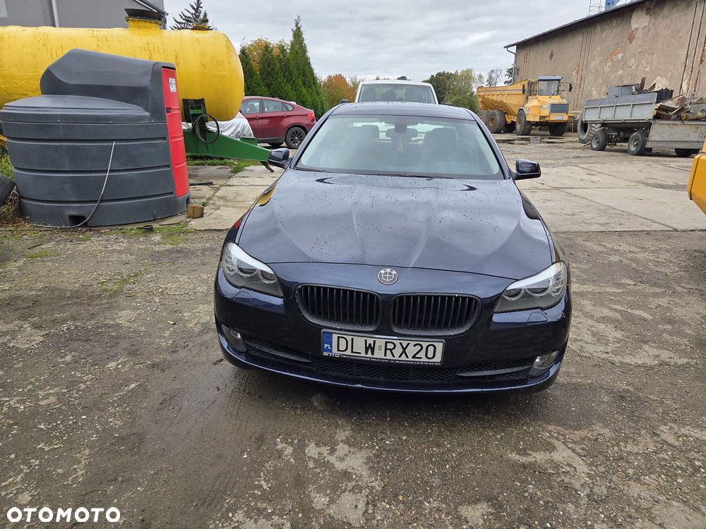 BMW Seria 5 520d Special Edition - 14