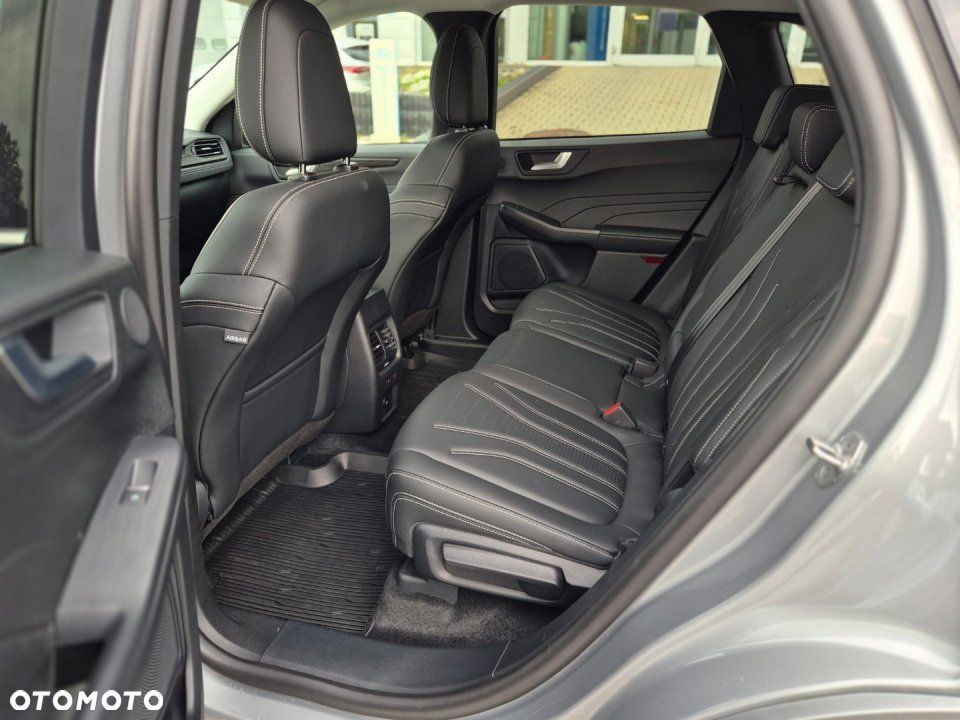 Ford Kuga - 18