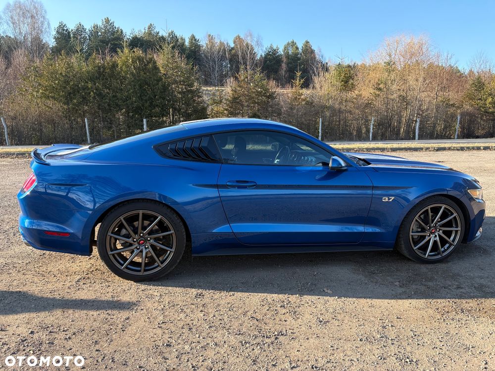 Ford Mustang 3.7 V6 - 6
