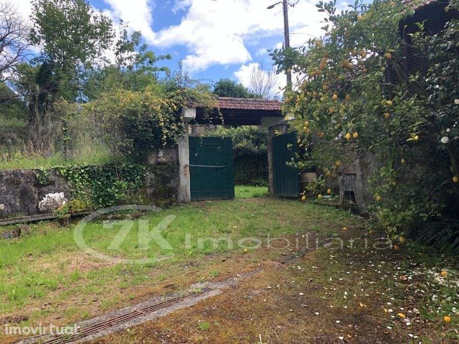 Propriedade em Vila Boa do Bispo - Grande imagem: 2/22