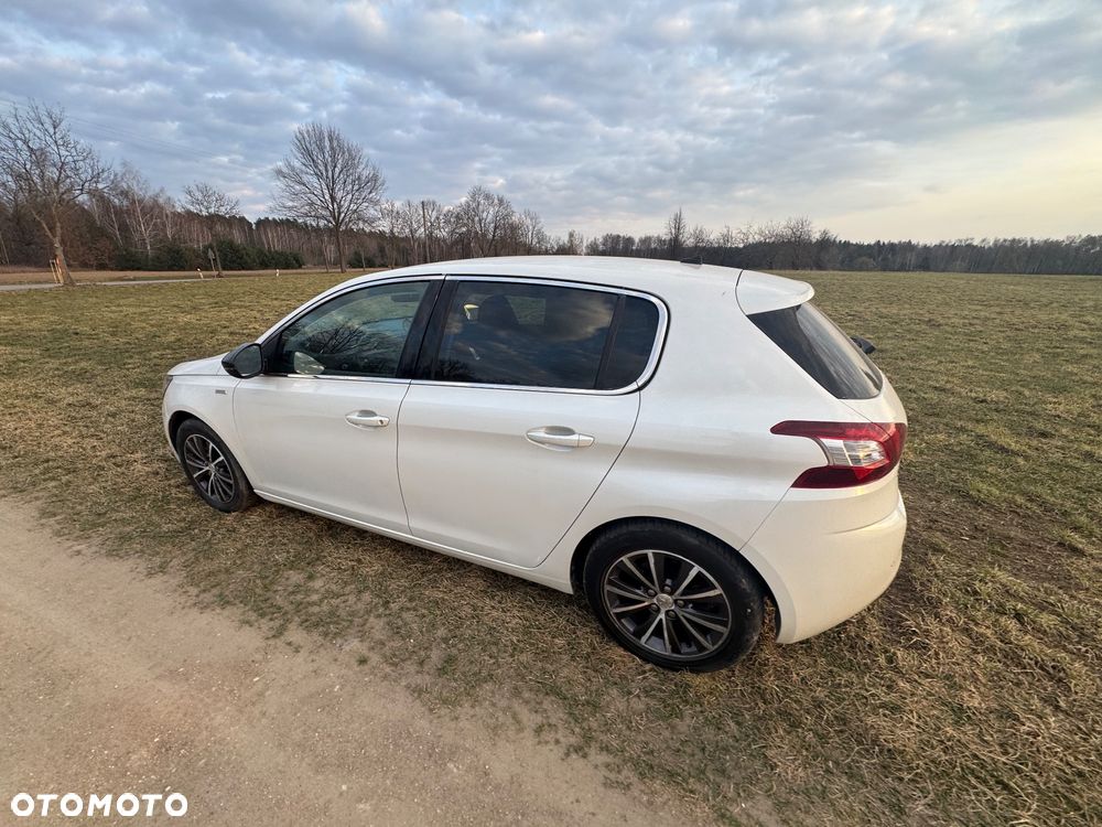 Peugeot 308 PureTech 110 Stop & Start Allure - 11