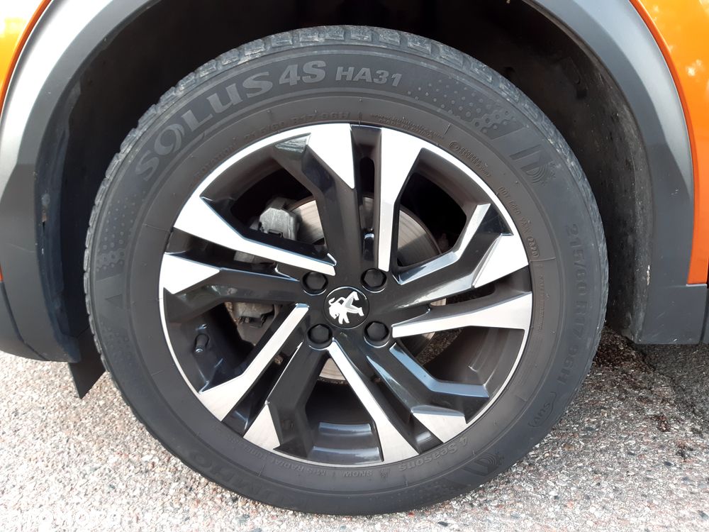 Peugeot 2008 - 18