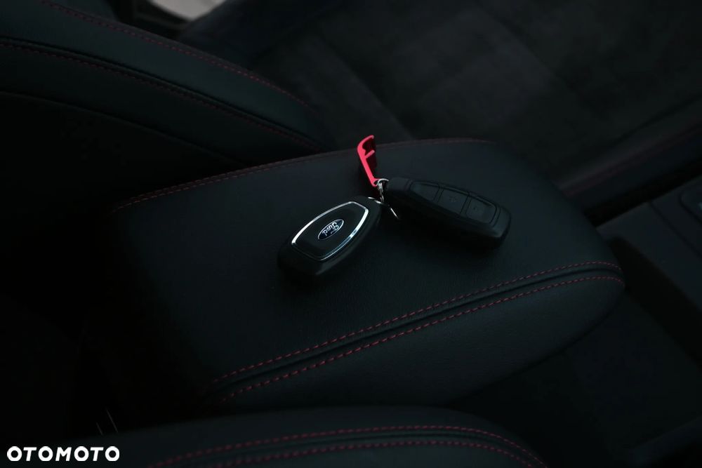 Ford Kuga 2.0 EcoBlue AWD ST-Line X - 26