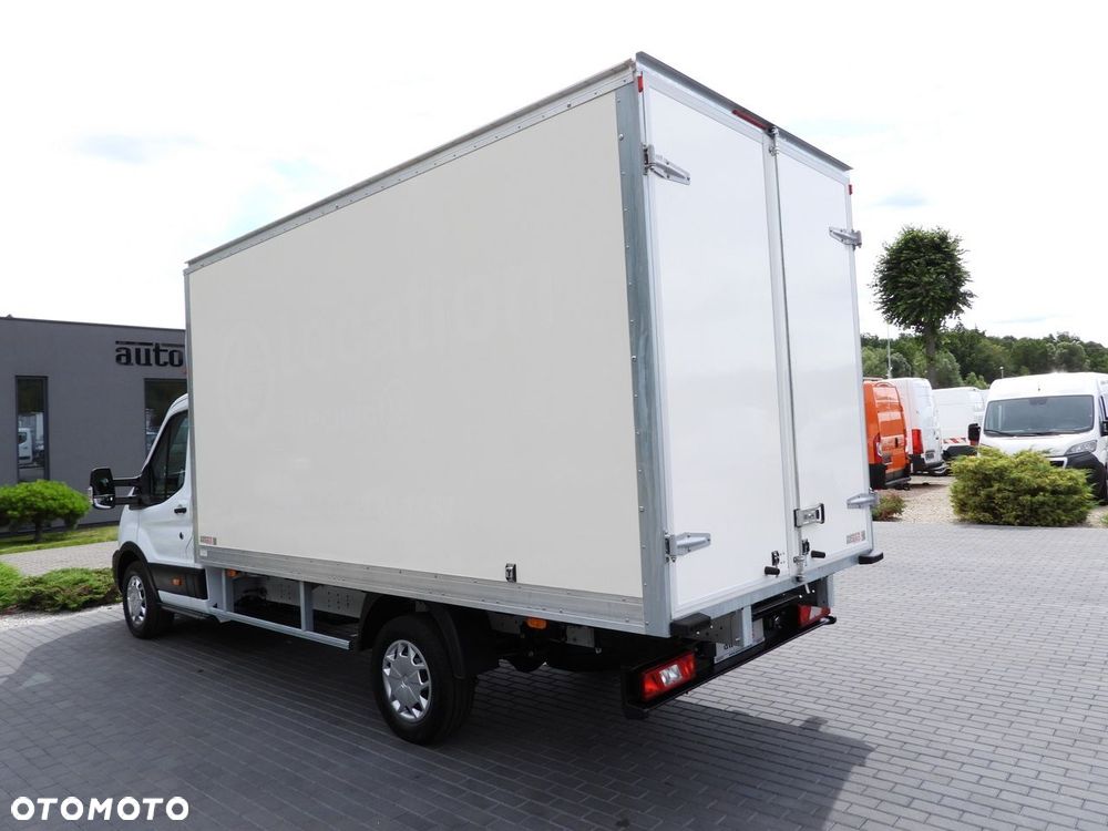 Ford TRANSIT KONTENER 8 PALET TEMPOMAT KLIMATYZACJA  130KM - 10