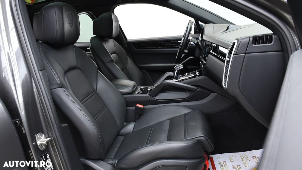 Porsche Cayenne Coupe E-Hybrid Tiptronic S Platinum Edition - 10