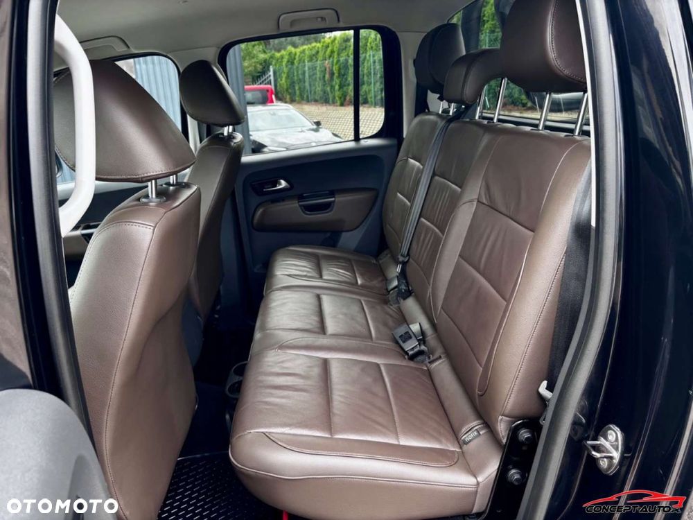 Volkswagen Amarok - 24