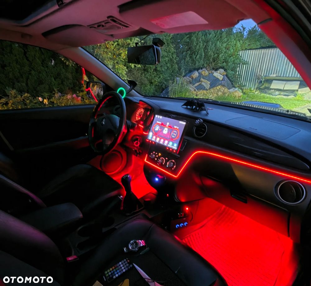Mitsubishi Outlander 2.0 Turbo - 12