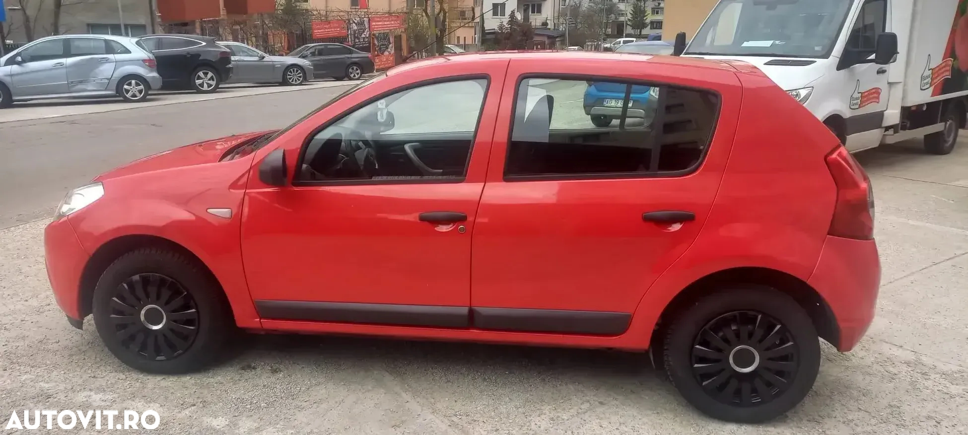 Dacia Sandero 1.2 16V - 12
