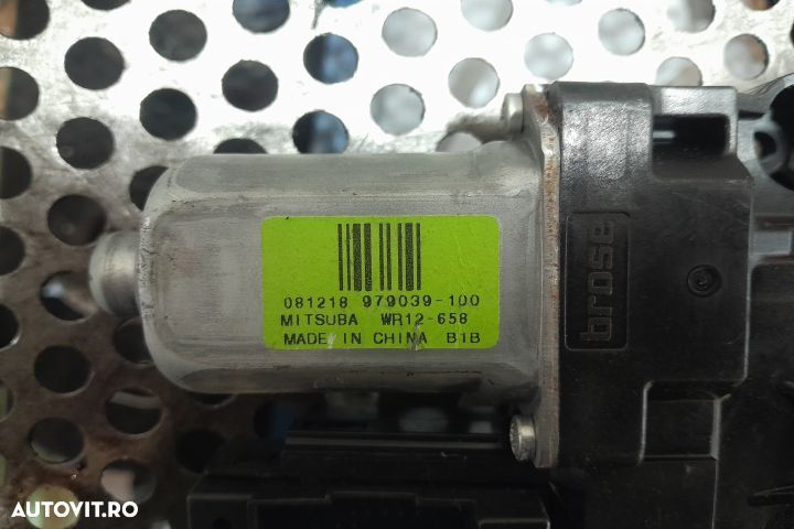 Motoras macara geam spate dreapta 979039-100 / 31264188AA 979039-100 - 3