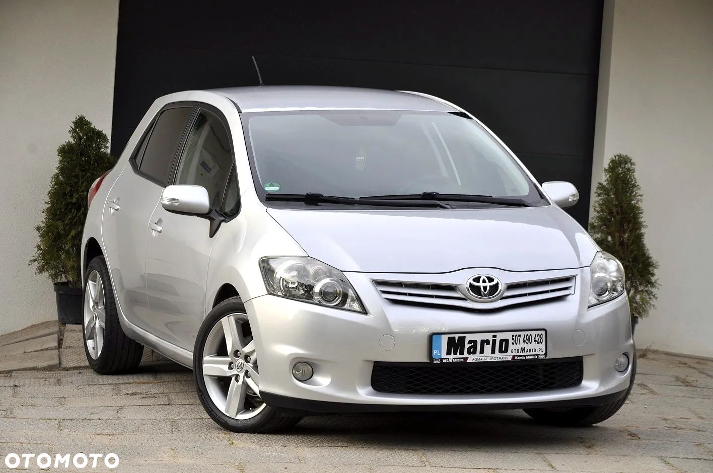 Toyota Auris - 1