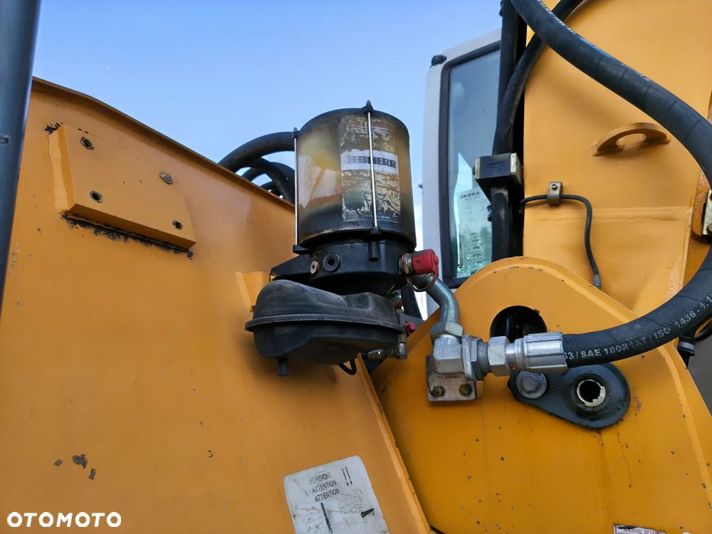 Liebherr A904C Litronic Koparka kołowa - 14