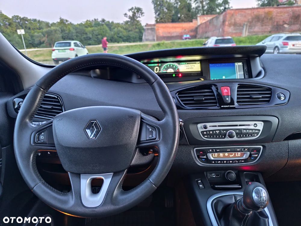 Renault Scenic 1.6 16V 110 Paris - 17