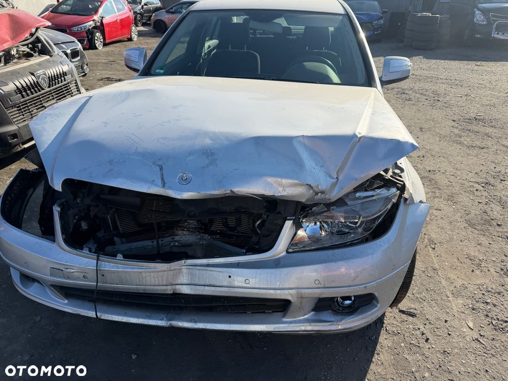 Mercedes-Benz Klasa C 230 7G-TRONIC - 3