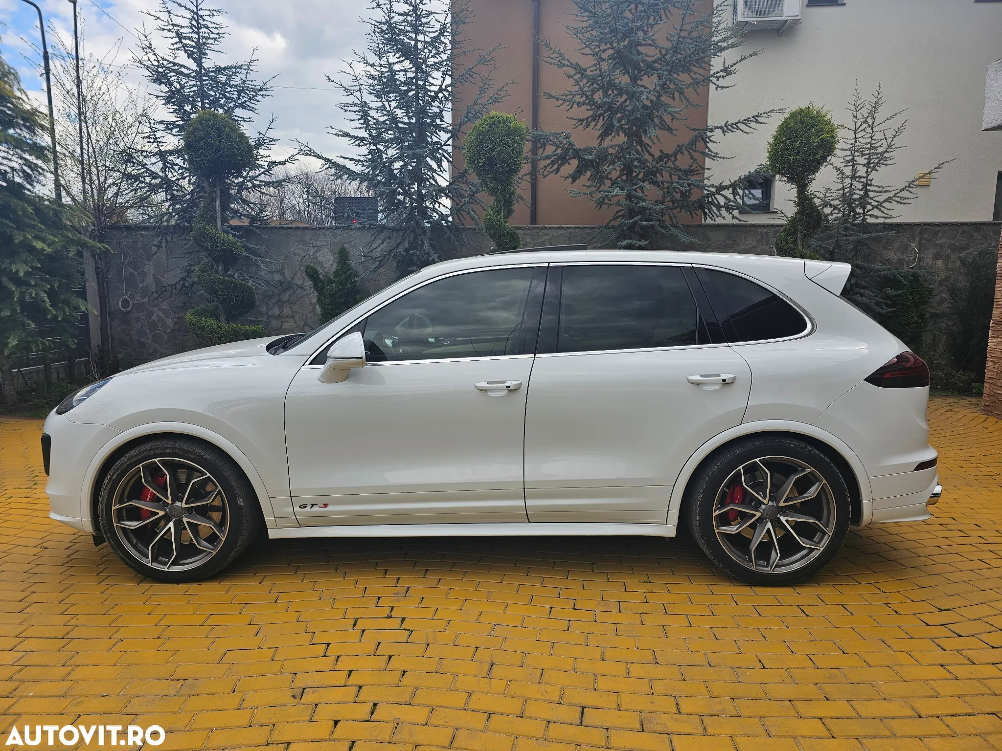 Porsche Cayenne 3.6 L GTS - 4