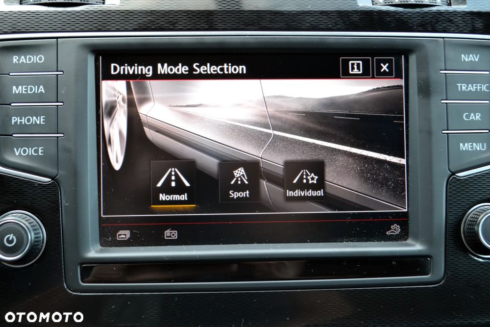 Volkswagen Golf 2.0 TSI BMT GTI - 21