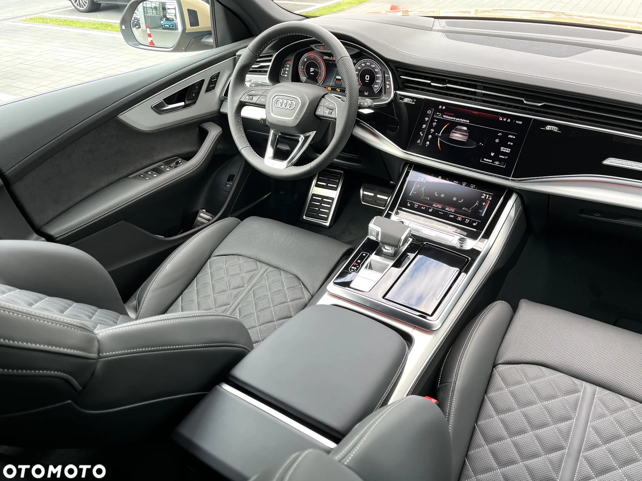 Audi Q8 - 17