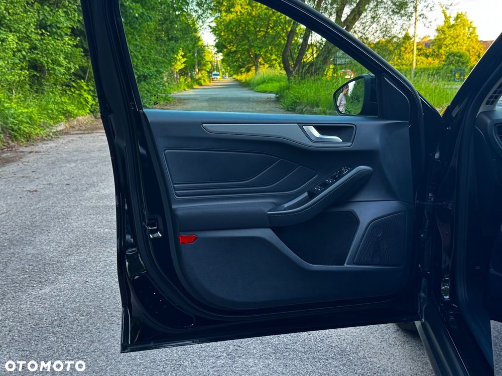 Ford Focus - 17