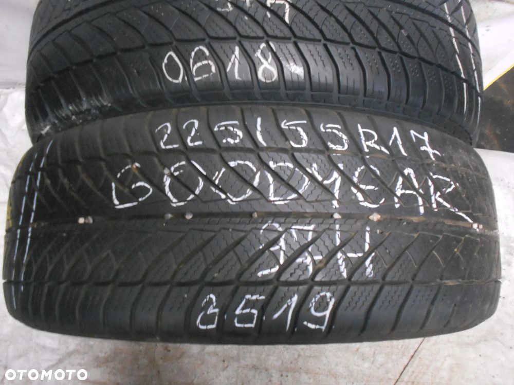 OPONY 225/55R17 GOODYEAR ULTRAGRIP PERFORMANCE 2 DOT 3519 / 0618 8MM - 3