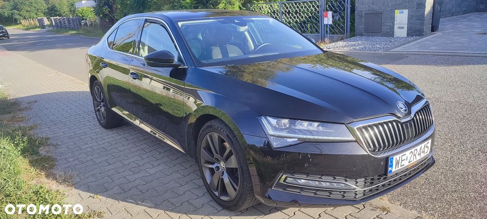 Skoda Superb 2.0 TDI SCR Style DSG - 2